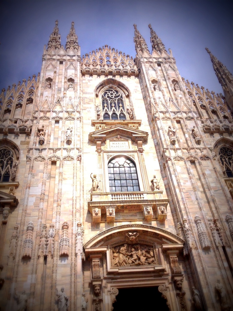 christianity, sky, built structure, historic, ornate, landmark, city, history, outdoors, day, tourism, the past, travel destinations, spanish, design, facade