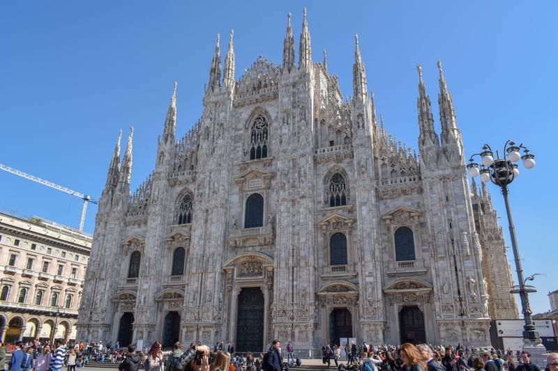 belief, 4K, large group of people, nature, built structure, city, church, italy, crowd, architecture, gothic style, visit, outdoors, milan, religion, women