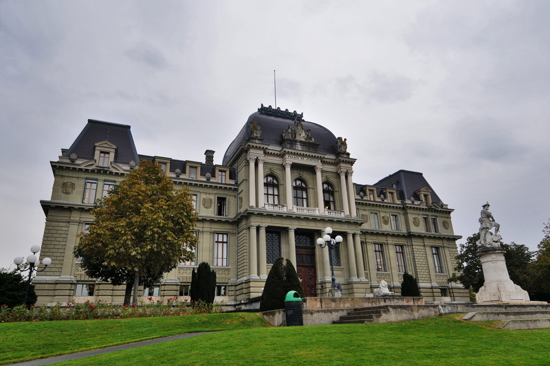 nature, building exterior, 2K, outdoors, switzerland, architectural column, tribunal, lausanne, facade, vaud, tree, cloud - sky, history, government, lawn