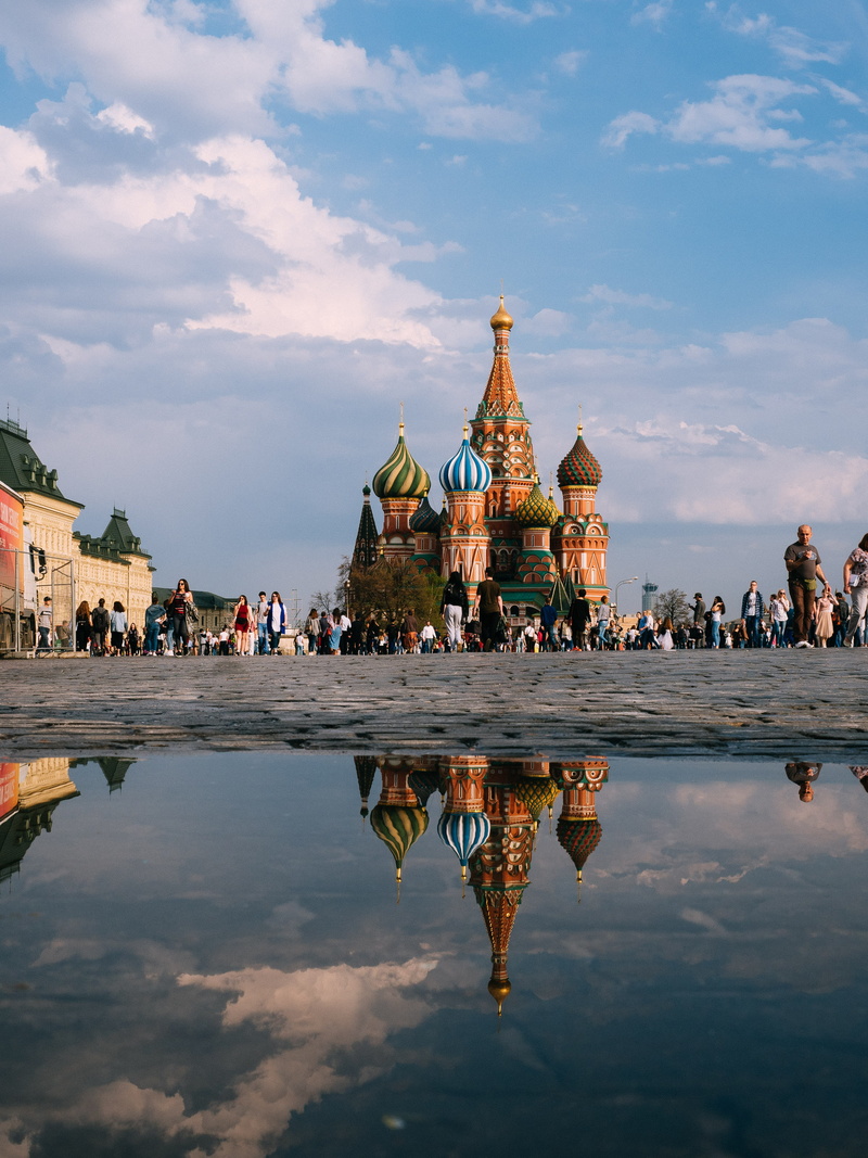 exploring, famous, summer, soviet, moscow, moskva, red square, reflection, religion, basilic, group of people, water, large group of people, center, architecture