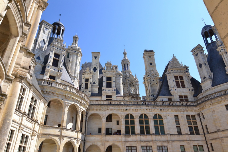 châteaux de la loire, city, lantern, 4K, history, architecture, the past, clear sky, no people, nature, outdoors, tourism, chambord, day, loire valley