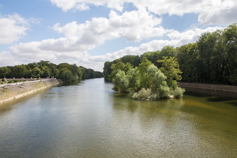 land, château de chenonceau, sky, châteaux de la loire, beauty in nature, nature, loire valley, cloud - sky, river, scenics - nature, plant, tranquil scene