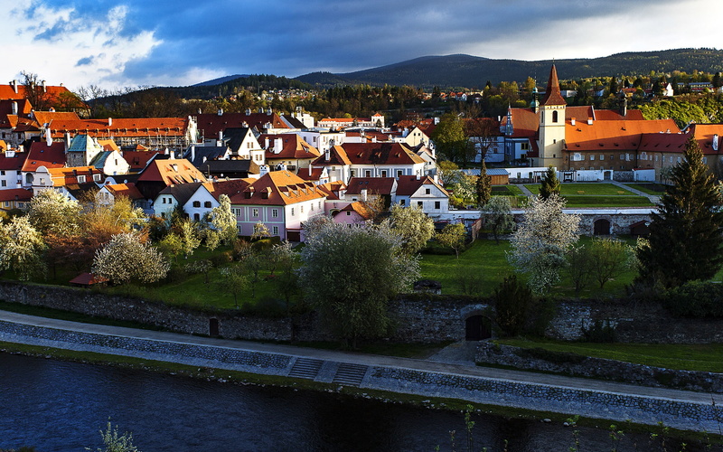travel, town, house, city, roof, outdoors, built structure, krumlov, cesky, architecture, tree, 2K, hd, townscape, cloud - sky, residential district
