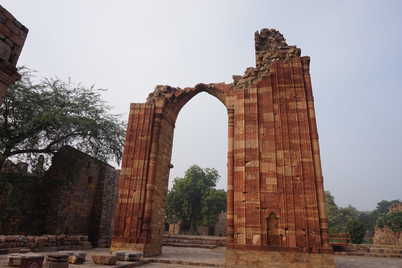 archaeology, old ruin, old, weathered, architecture, place of worship, outdoors, building exterior, india, damaged, ruined, clear sky, delhi, history, kutub minar