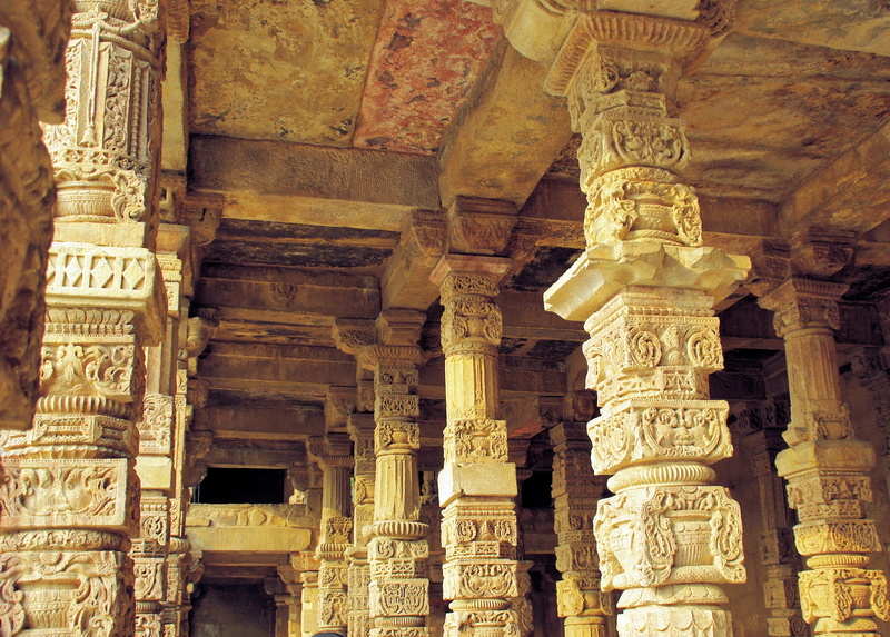 history, art and craft, archaeology, religion, ornate, architectural column, building, pillars, qutb minar, built structure, mosque, sculptures, no people
