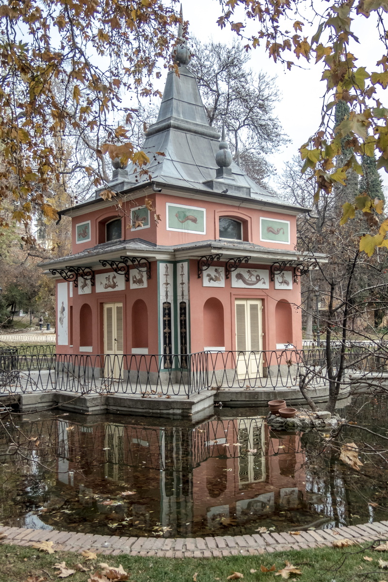 branch, history, removal, nature, Garden, monument, architecture, sky, the past, palacete, tree, built structure, outdoors, arch, no people, Palace, water