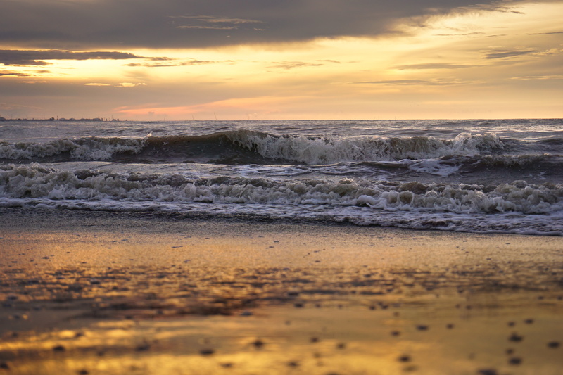 horizon over water, idyllic, aceh, dusk, sand, horizon, sunny, cloud - sky, outdoors, landscape, ocean, wave, sunset, power in nature, flowing water, orange color