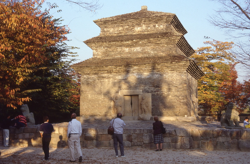 outdoors, tourism, women, spirituality, group of people, south korea, tree, 4K, ancient civilization, building exterior, belief, religion, plant, real people