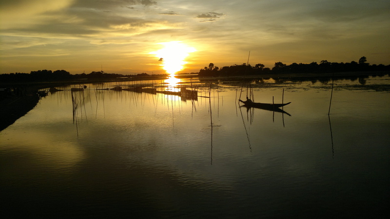 waterfront, silhouette, dusk, calm, barlekha, sun, reflection, idyllic, sky, tranquil scene, beauty in nature, water, body, dawn, sunset, lake, ocean, scenics - nature