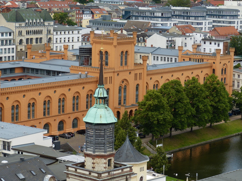 travel destinations, plant, ministry, view, built structure, facade, schwerin, building, window, outdoors, architecture, historically, tree, historic center