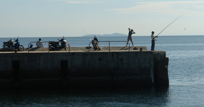 horizon over water, mode of transportation, blue, 4K, horizon, vietnam, group of people, fishing industry, do exercise, activity, sky, people, fisherman