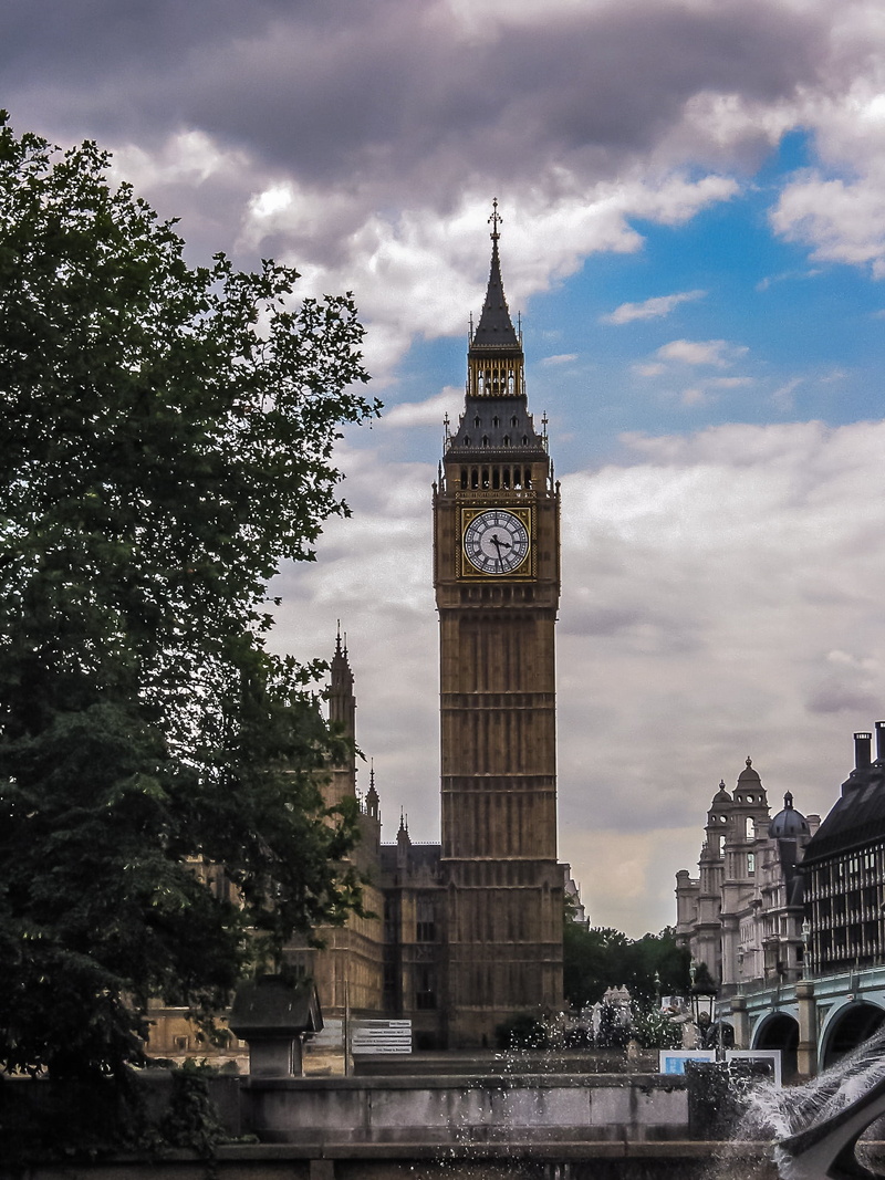 tall - high, tower, government, london, spire, outdoors, tree, building, 1080P, gothic style, clock tower, attraction, tourist attraction, landmark, places of interest