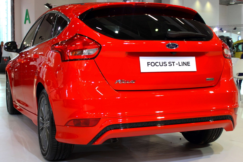 motor vehicle, number, tail light, outdoors, red, communication, day, car, accidents and disasters, izmir auto show 16 ford focus st, mode of transportation