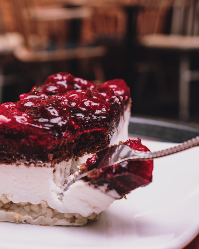 berry fruit, cream, cake, no people, dessert, food, indulgence, 4K, lublin, snack, close-up, crockery, baked pastry item, delicious, fruit, cheesecake