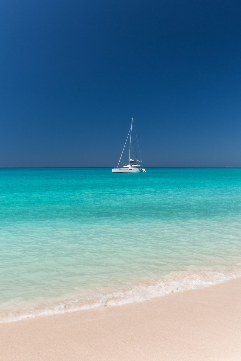 white, yacht, luxury, sea, beach, no people, transportation, nautical vessel, tranquil scene, water, 5K, caribbean, sky, sailboat, clear sky, nature, sand