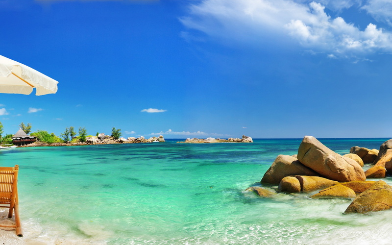coast, sea, white, umbrella, the sea, sand, beach, 2K, tropics, chairs, stones, palm trees
