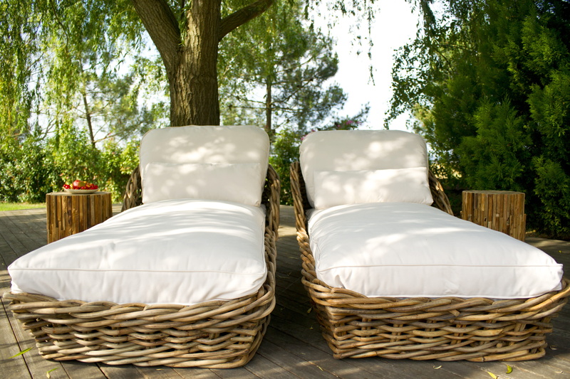 wealth, table, 5K, summer, beautiful, chairs, white color, wood - material, trunk, rich, two, seat, Sunbeds, indoors, Holiday, relax, plant, brown, wicker