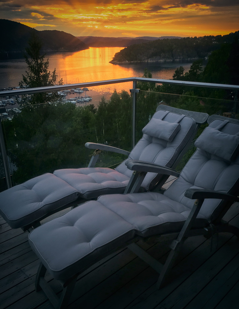 architecture, norway, railing, 2K, chair, view, outdoors, drøbak, water, batteriveien 19, sky, cloud - sky, no people, seat, orange color, furniture, summer