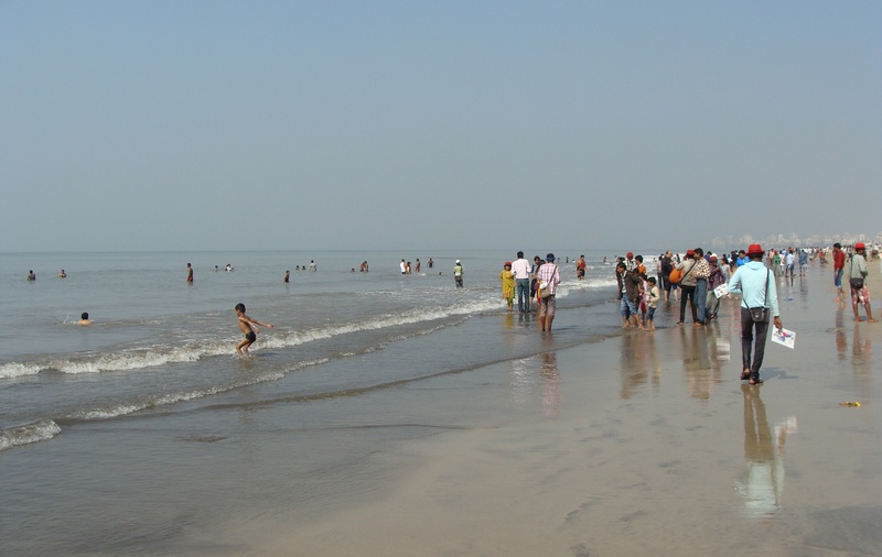 large group of people, land, men, group of people, juhu, lifestyles, nature, outdoors, clear sky, day, arabian, mumbai, holiday, sea, crowd, 2K, bombay