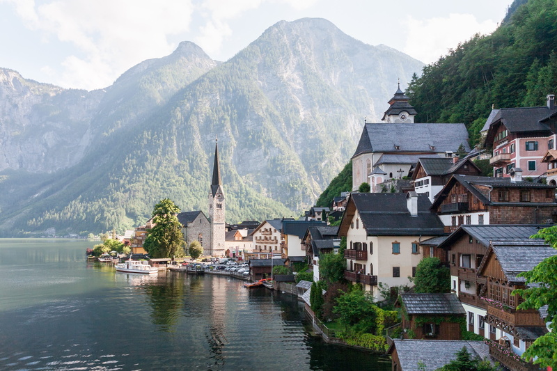 town, mountains, urban, landmark, mountain, beauty in nature, architecture, village, mountain range, neighborhood, hallstatt, water, alps, day, religion