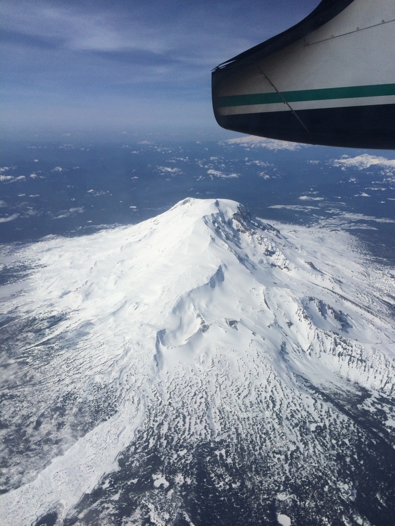 high Up, mt hood, nature, day, tranquil scene, outdoors, mountain, landscape, cold temperature, 2K, cloud - sky, airplane, air Vehicle, snowcapped mountain