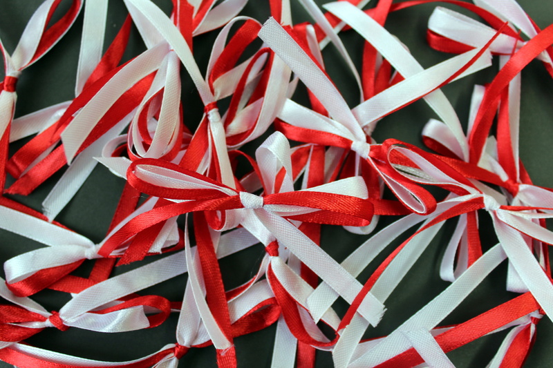 no people, close-up, white-red, backgrounds, patriotism, bows, the ribbon, still life, day, symbol, independence, red, large group of objects, national colors