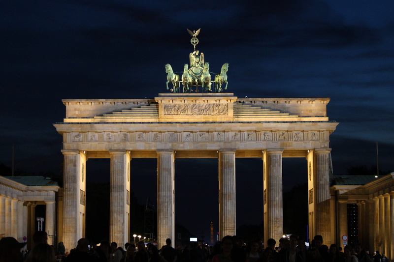 travel destinations, 2K, capital, Landmark, building exterior, germany, atmospheric, evening, brandenburg, architecture, sky, human, monument, contrast
