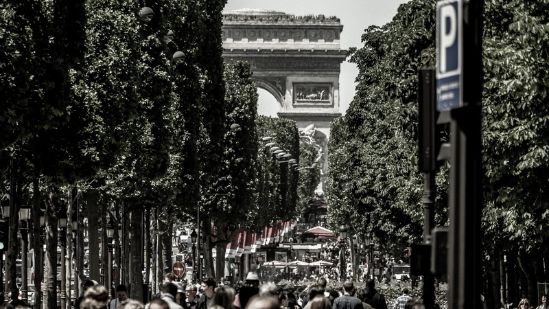 4K, monument, city life, plant, architecture, built structure, women, city, tree, real people, building, men, architectural column, paris, day, arc-de-triomphe
