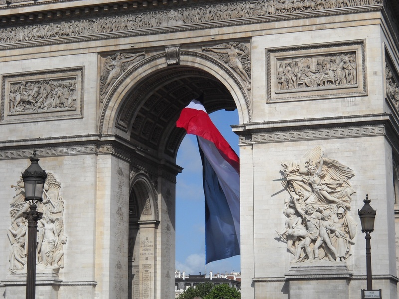 historical, patriotism, red, iconic, day, history, historic, sightseeing, landmark, europe, architecture, art and craft, champs-elysees, building, destination