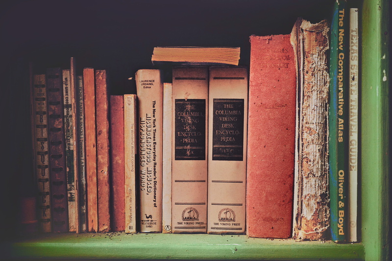 learning, book, no people, architecture, built structure, outdoors, open, expertise, 2K, building exterior, day, building, education, publication, bookshelf