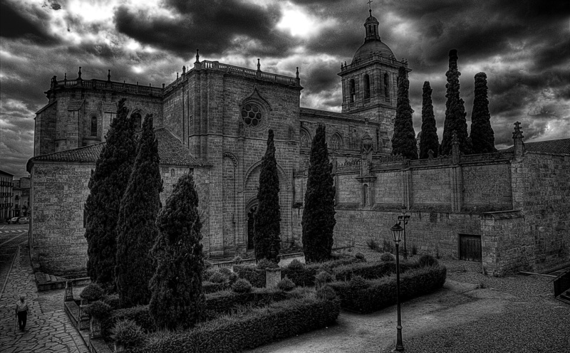 building exterior, cloud - sky, ciudarodrigo, the past, anciano, belief, cathedral, nature, built structure, 5K, no people, religion, outdoors, travel destinations