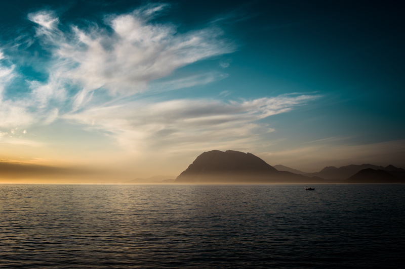 tourism, scenics, beach, idyllic, no People, body, landscape, mountain, hill, travel Destinations, silhouette, waterfront, evening, tranquil Scene, remote
