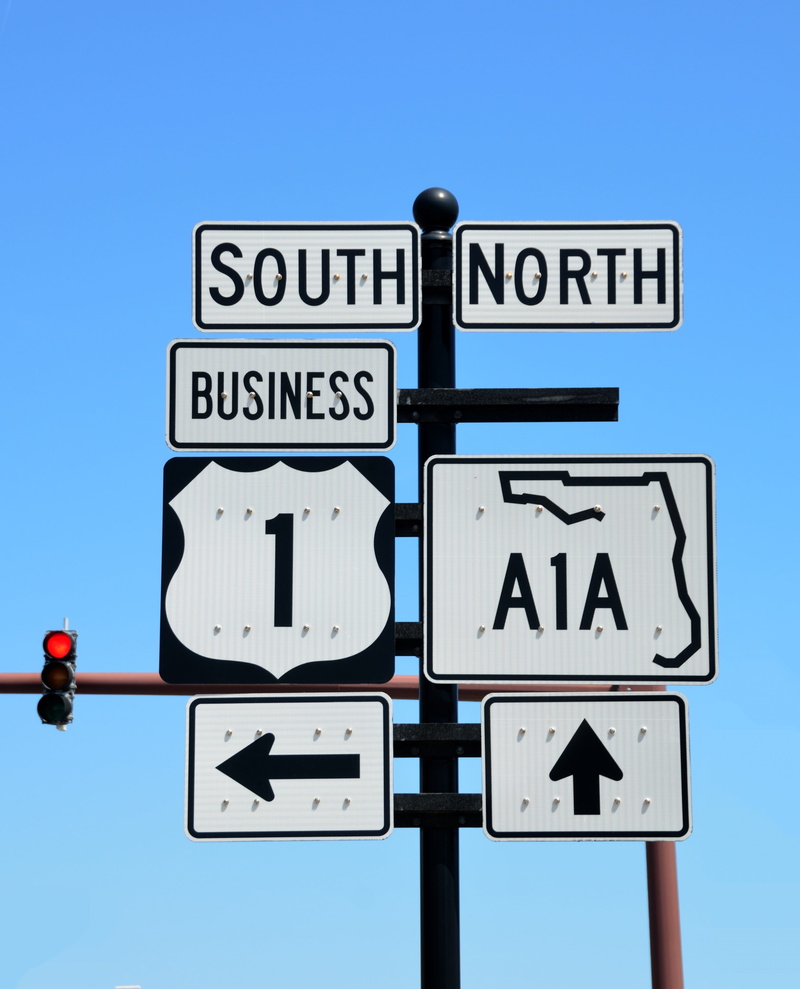 directional sign, city, day, clear sky, route, highway, road, metal, symbol, transportation, florida, fort, direction, nobody, arrow symbol, multiple lane highway
