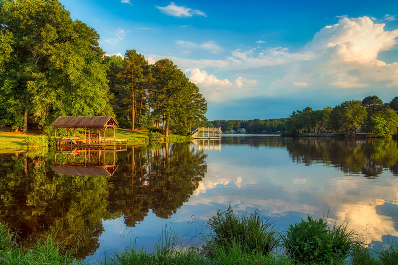 nature, green color, tranquil scene, tranquility, rural, reflections, no people, cloud - sky, sky, 4K, built structure, plant, scenics - nature, beauty in nature