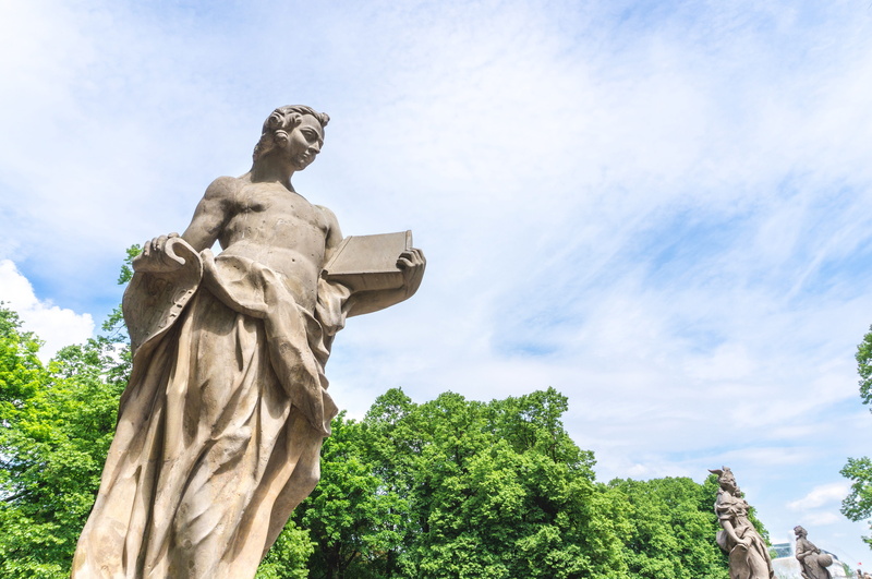 tree, outdoor, craft, Statue, summer, beautiful, low angle view, polish, botanical, Warsaw, beauty, 5K, history, memorial, urban, day, art and craft, park