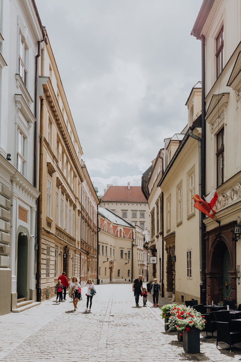 cracow, polska, polish, group of people, women, lifestyles, karkow, outdoors, nature, sky, building exterior, Europe, street, built structure, Poland, building