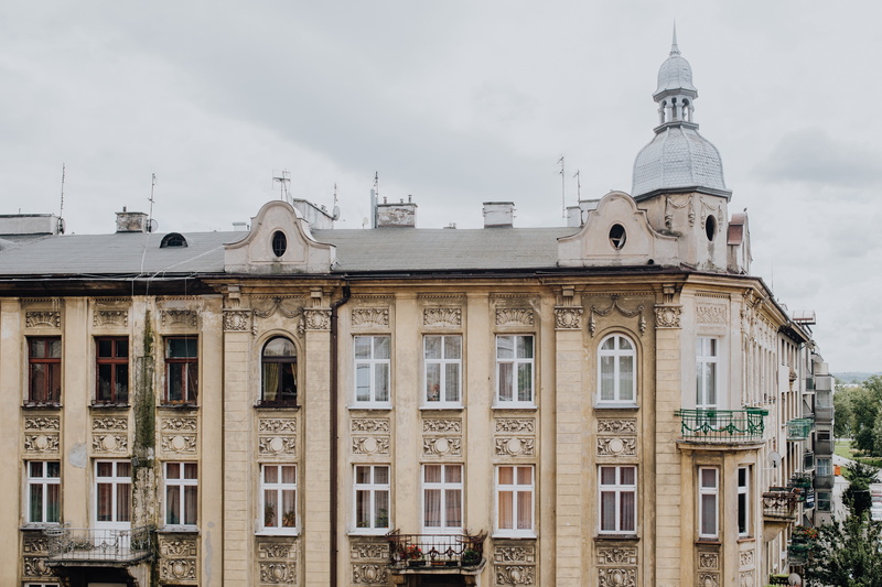 window, building exterior, travel, no people, magic, karkow, cracow, spirituality, outdoors, Poland, built structure, place of worship, nature, 5K, Europe