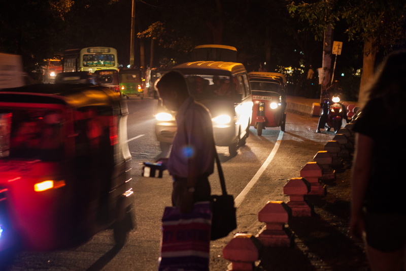 sri lanka, city, traffic, government, night, trafic, transportation, motor vehicle, cars, mode of transportation, illuminated, land vehicle, people, architecture