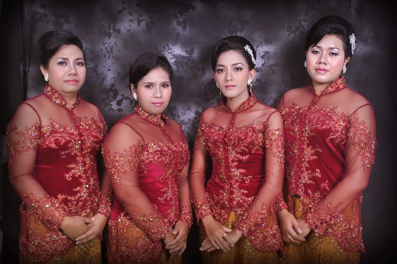 clothing, red, javanese clothes, nightlife, people, young women, portrait, celebration, looking at camera, emotion, three quarter length, happy, 4K, front view