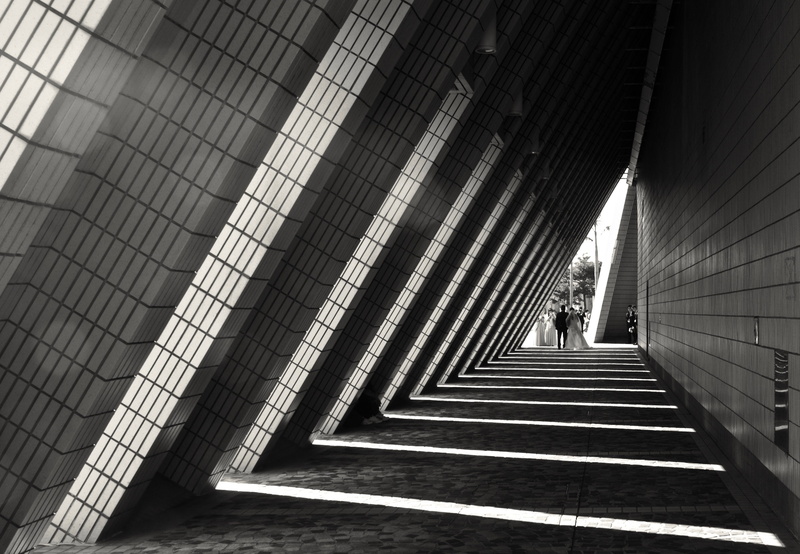 the way forward, men, city, built structure, real people, pattern, lifestyles, hong kong, incidental people, hong kong cultural centre, building, steps and staircases