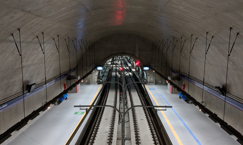 indoors, brazil, metal, building, chácara klabin, no people, ceiling, tunnel, sao paulo, 2K, day, technology, perspective, transportation, pipe - tube