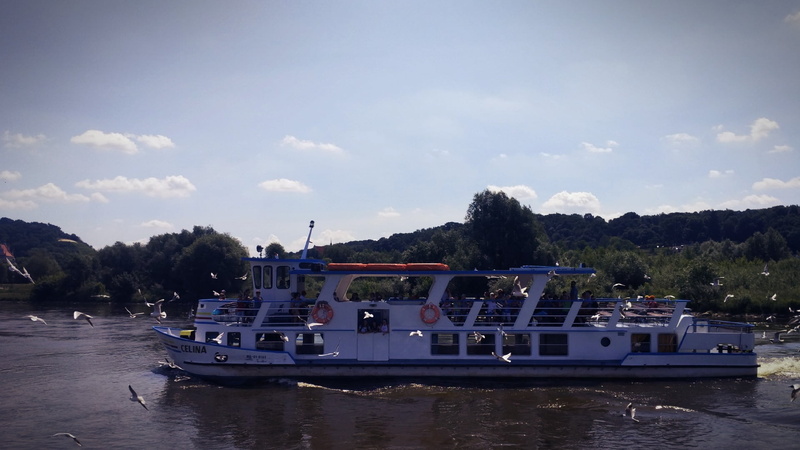 cloud - sky, luxury, incidental people, ferry, boat, Vistula, waterfront, plant, nautical vessel, mode of transportation, sailing, yacht, water, transportation