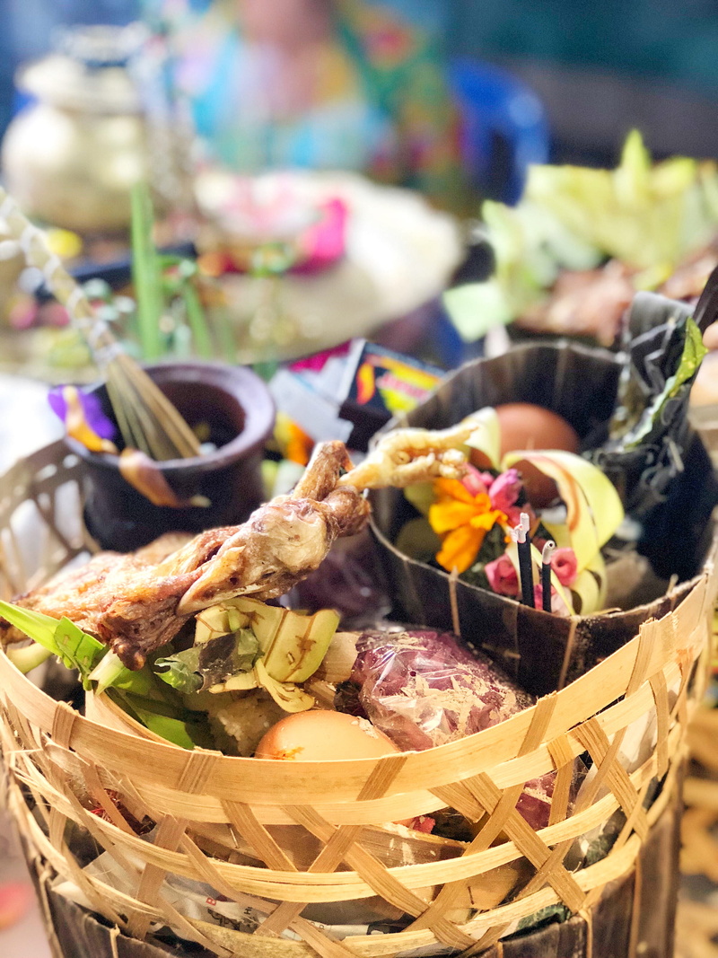 container, colors, variation, freshness, pray, food and drink, balinese, wicker, close-up, offering, island of gods, no people, gifts, prayers, ready-to-eat