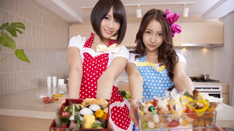 food and drink, togetherness, food, emotion, smiling, sister, lifestyles, preparation, kitchen, domestic kitchen, Japanese, Akb48, front view, polka dot