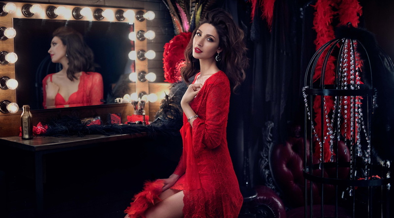 elegance, beautiful people, room, young adult, Woman, reddress, Clothing, adult, one person, store, hairstyle, Show, Fashion, indoors, Style, dressing
