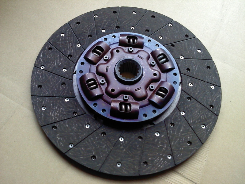 still life, black, geometric shape, Car, old, 1080P, Clutch, man made object, circle, Tata, technology, no people, close-up, disc, high angle view, indoors