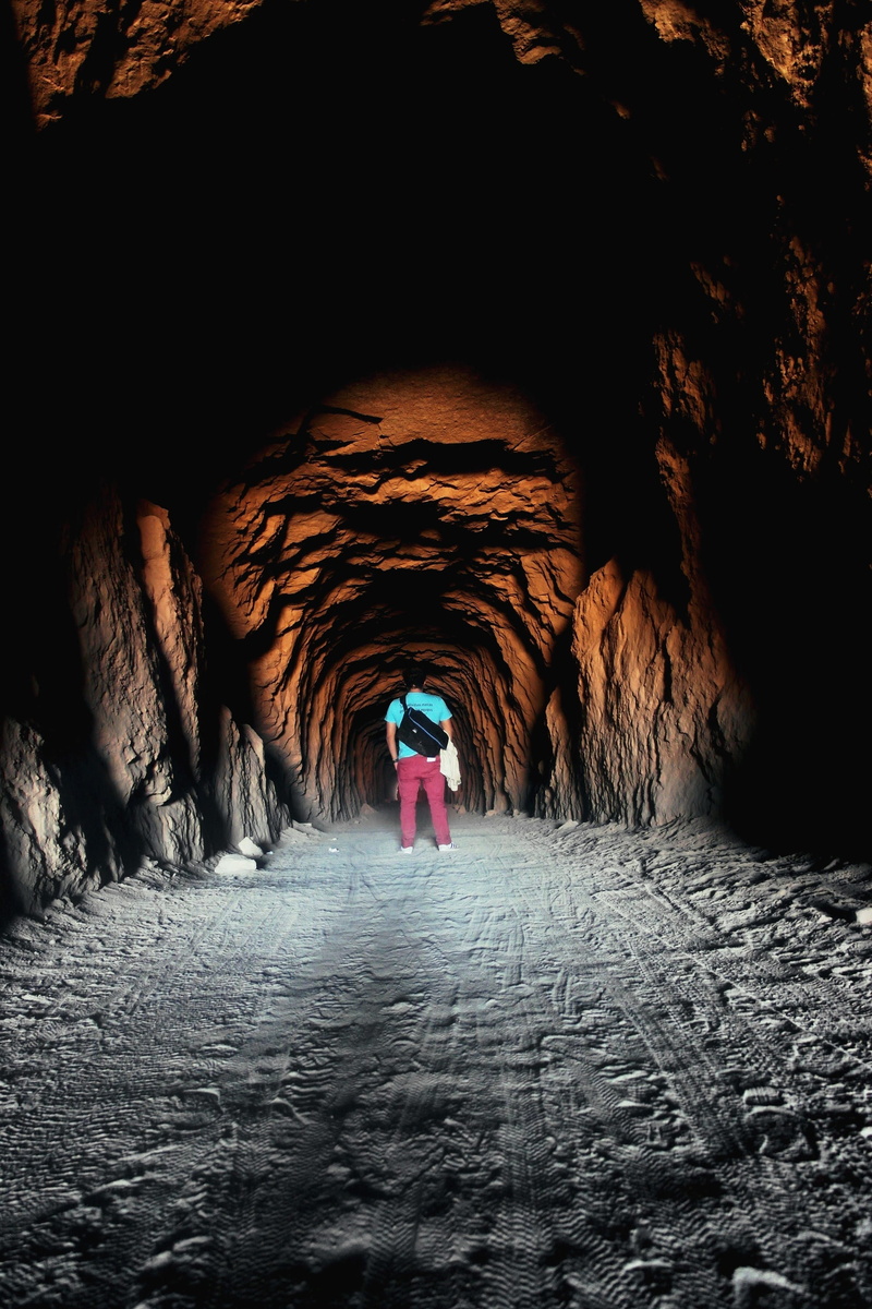 adult, travel, cave, alone, nature, women, man, standing, 2K, illuminated, arch, architecture, lifestyles, full length, front view, one person, dark, people