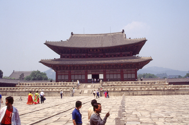 korea, sky, crowd, travel destinations, south korea, changdeokgung, group of people, history, built structure, outdoors, ancient, building exterior, large group of people
