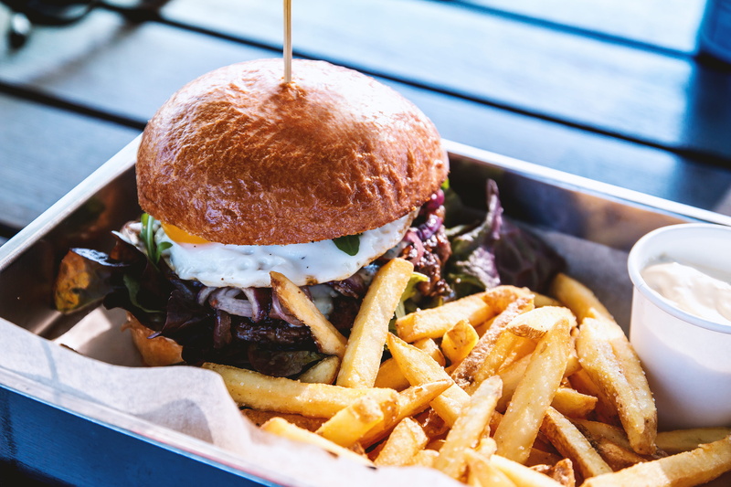 4K, cheeseburger, potato, meal, fries, take out food, burger, deep fried, fast food french fries, food, snack, fresh, sandwich, close-up, delicious, tray