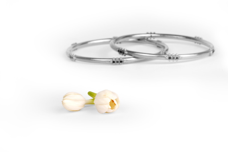 Wristband, wedding ring, Bracelet, group of objects, cut out, jewelry, indoors, three objects, still life, leather wristband, ring, freshness, white background